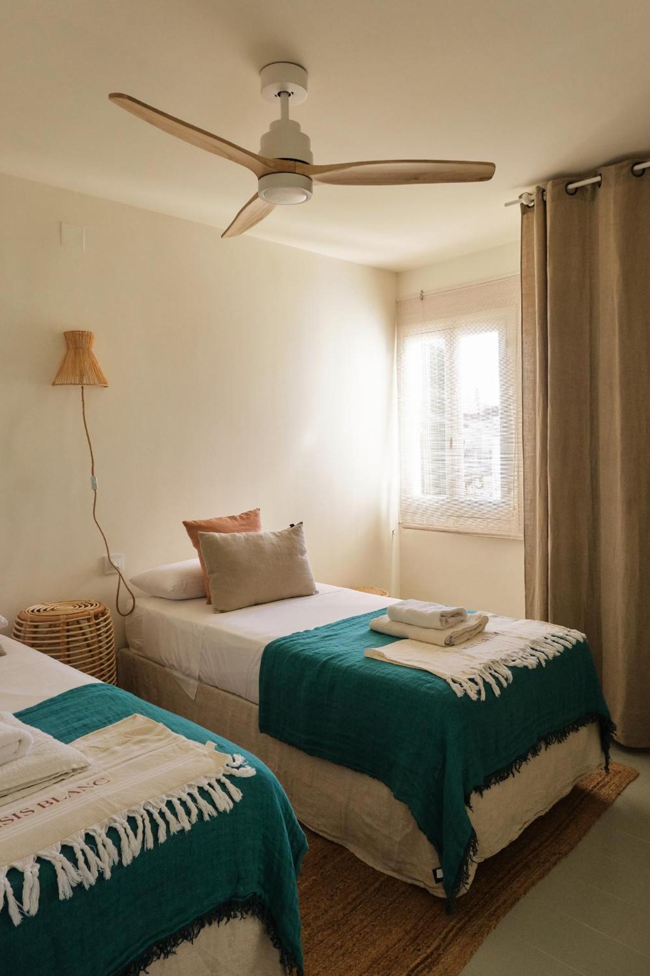 Appartement Arenal D'En Castell South Extérieur photo